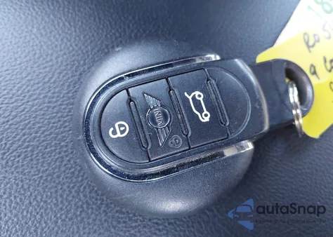 2019 Mini Countryman Cooper S z USA, uszkodzony, nr VIN WMZYT5C59K3G92049